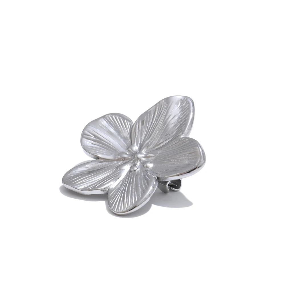 The Blossom Brooch