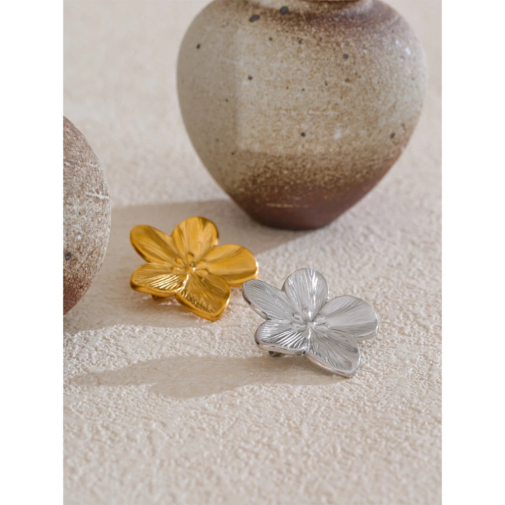 The Blossom Brooch