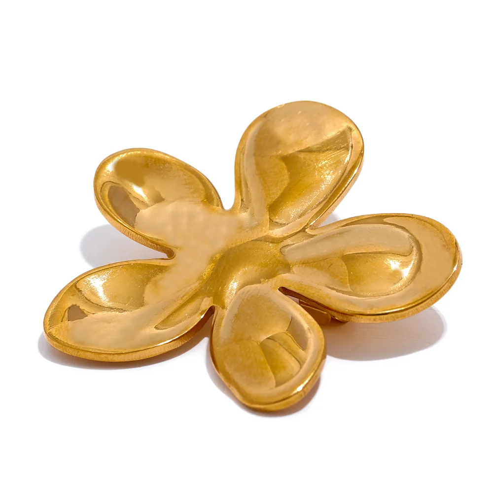 The Magnolia Brooch