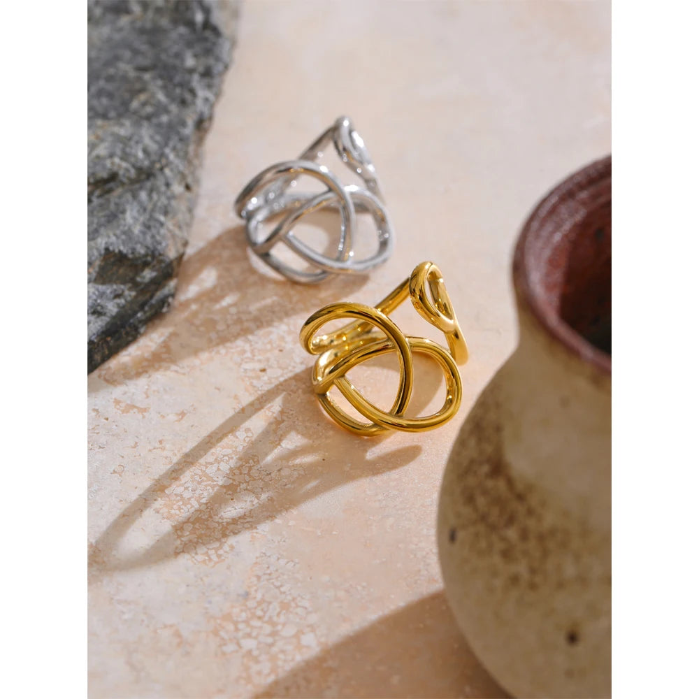 The Loopy Ring