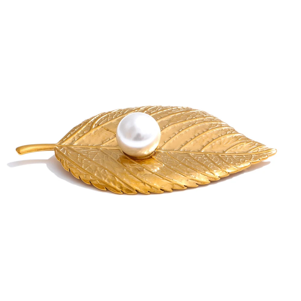 The Laurel Brooch
