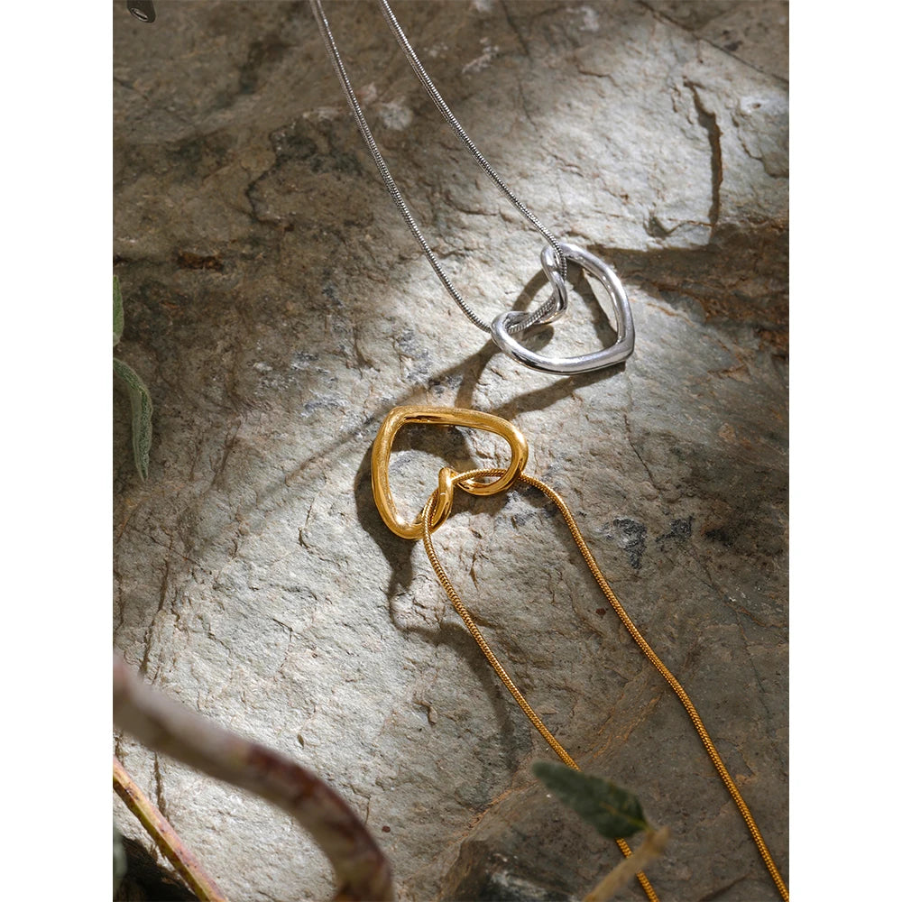 Endless Heart Necklace