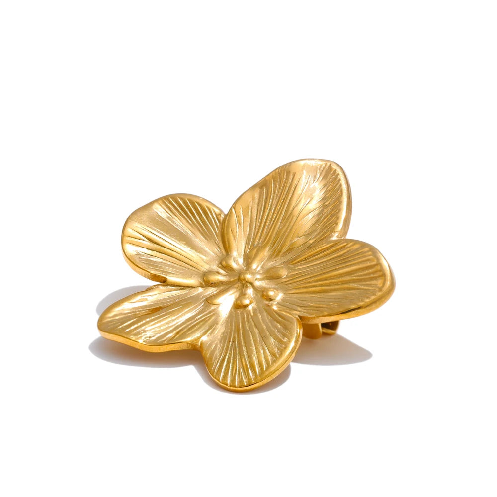 The Blossom Brooch