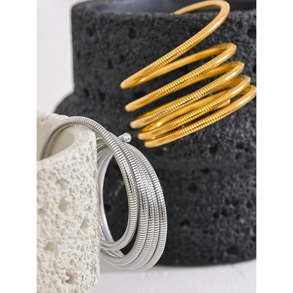 The Aurelia Bracelet