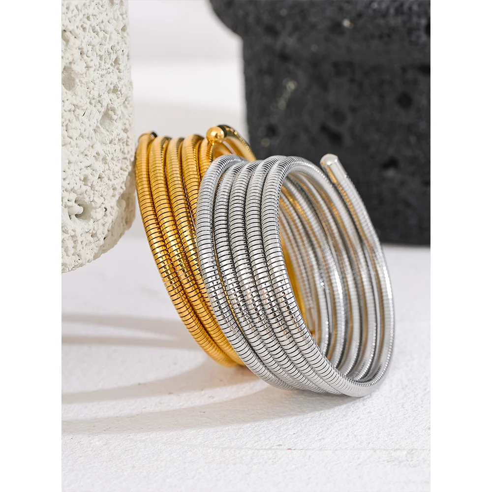 The Aurelia Bracelet